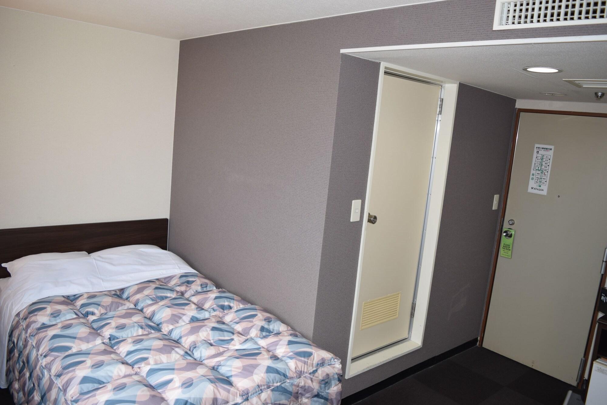 Hotel Yamanouchi Naha Esterno foto