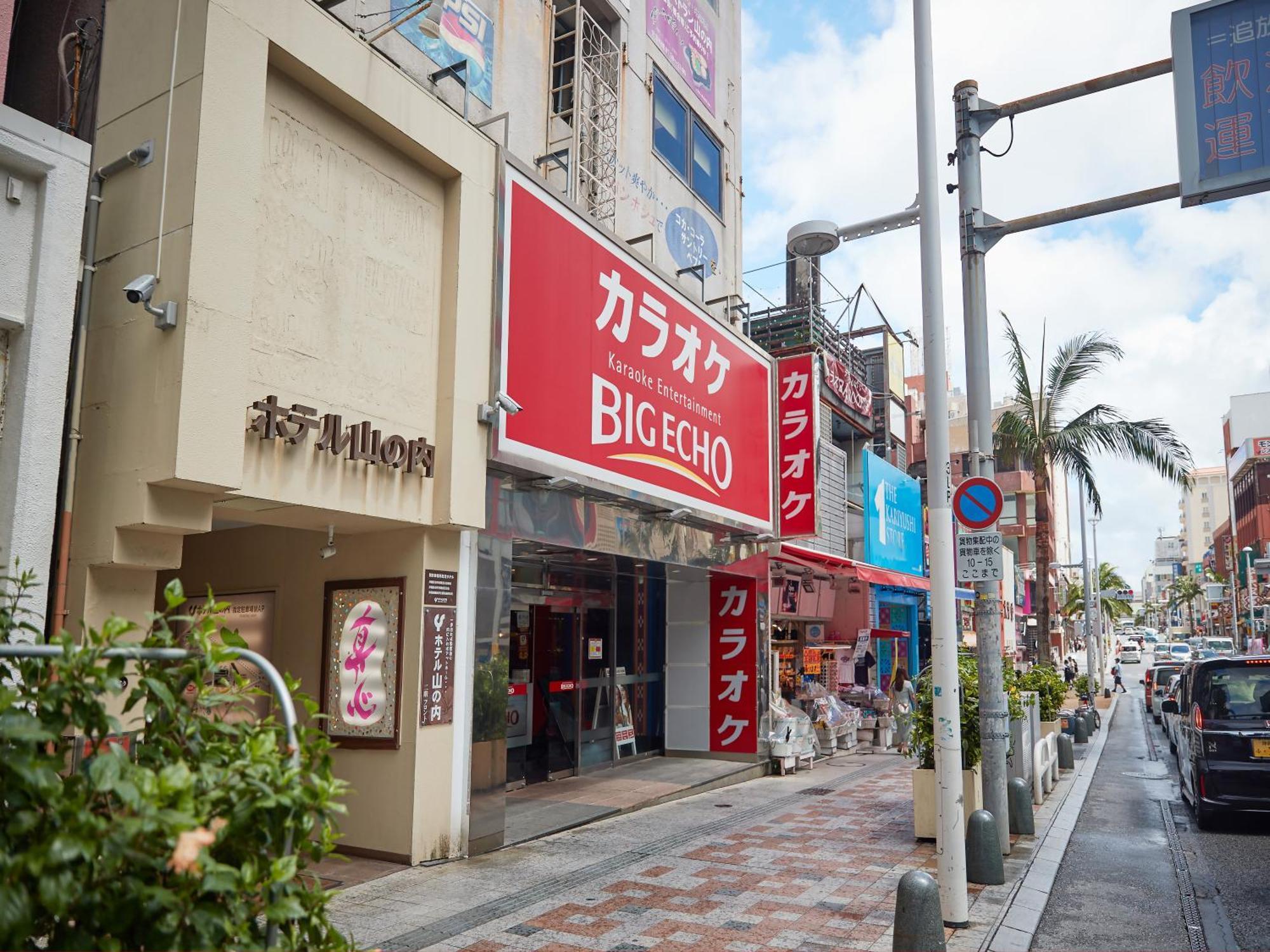 Hotel Yamanouchi Naha Esterno foto